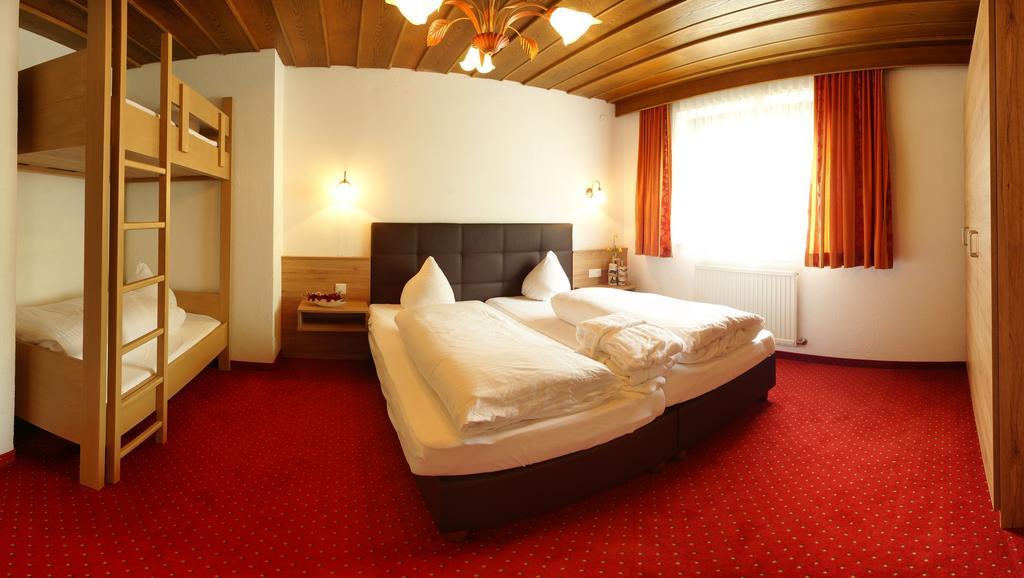 Kinderhotel Laerchenhof อ็อบชไตก์ ห้อง รูปภาพ