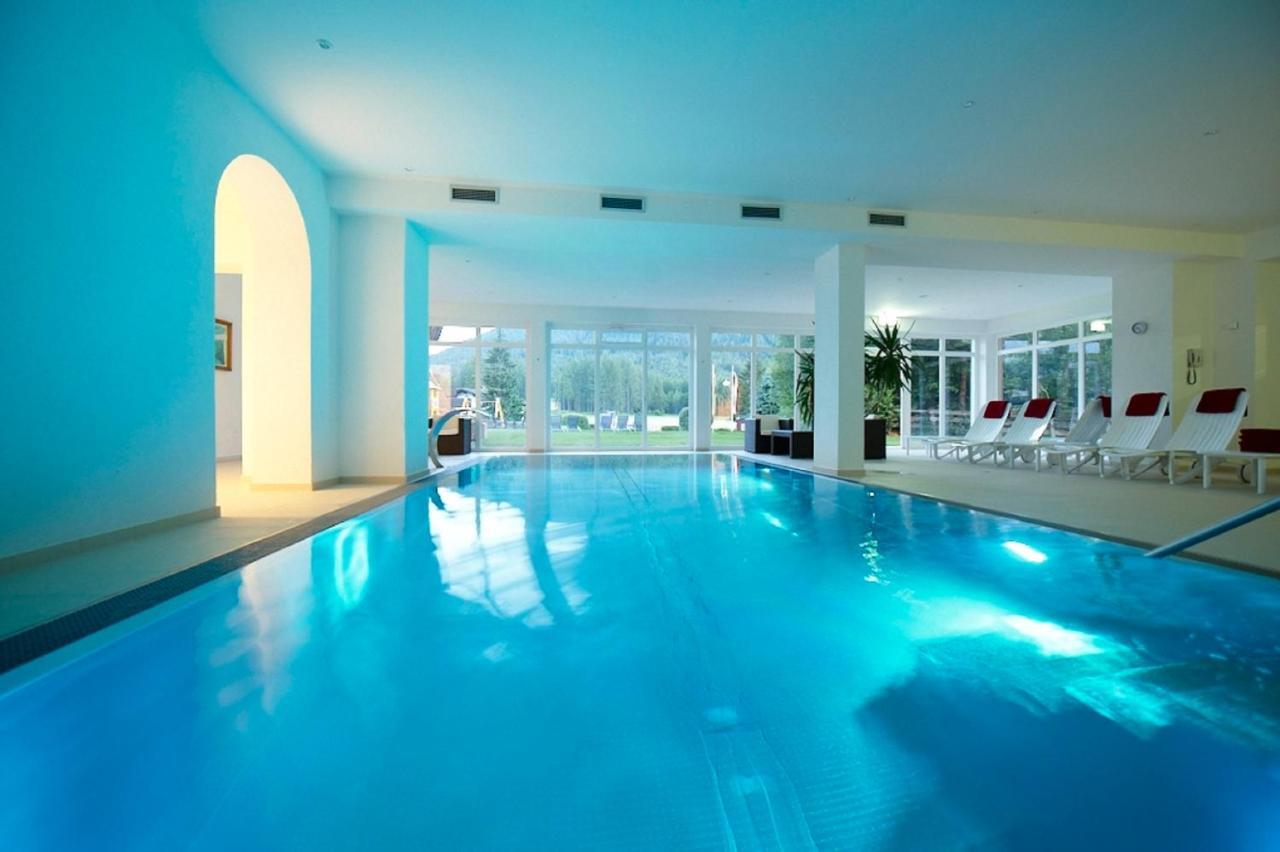 Kinderhotel Laerchenhof อ็อบชไตก์ ภายนอก รูปภาพ