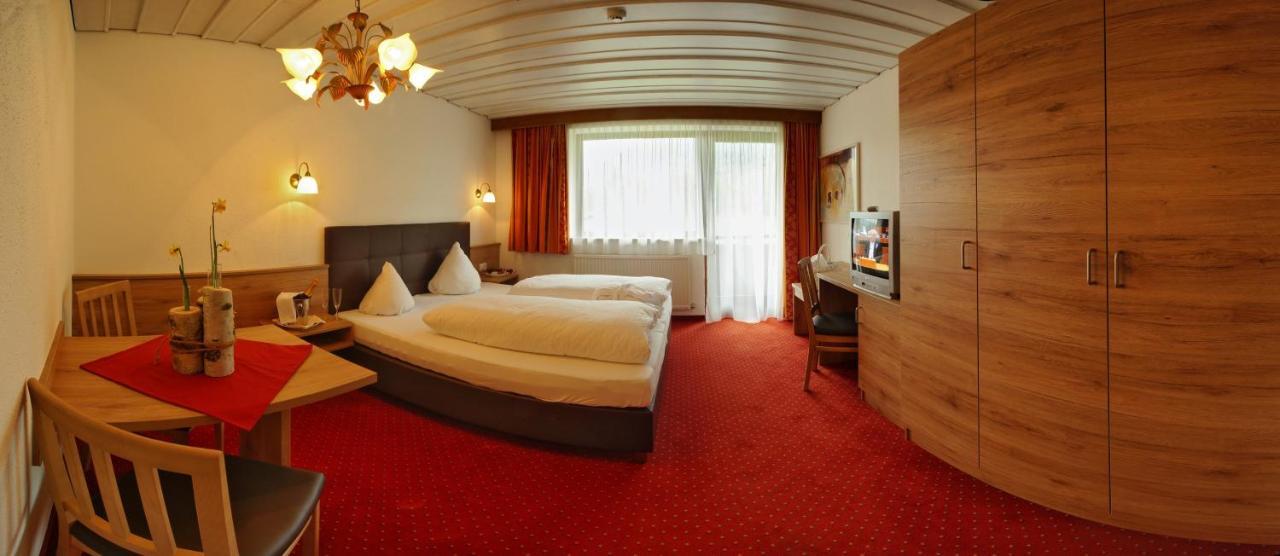 Kinderhotel Laerchenhof อ็อบชไตก์ ภายนอก รูปภาพ